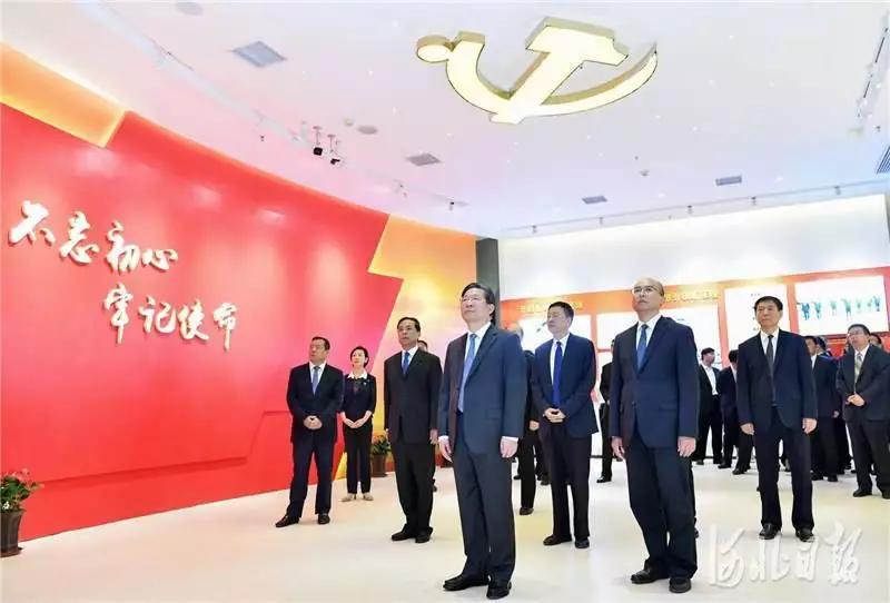 王东峰许勤叶冬松等参观西柏坡纪念馆局部改陈展览