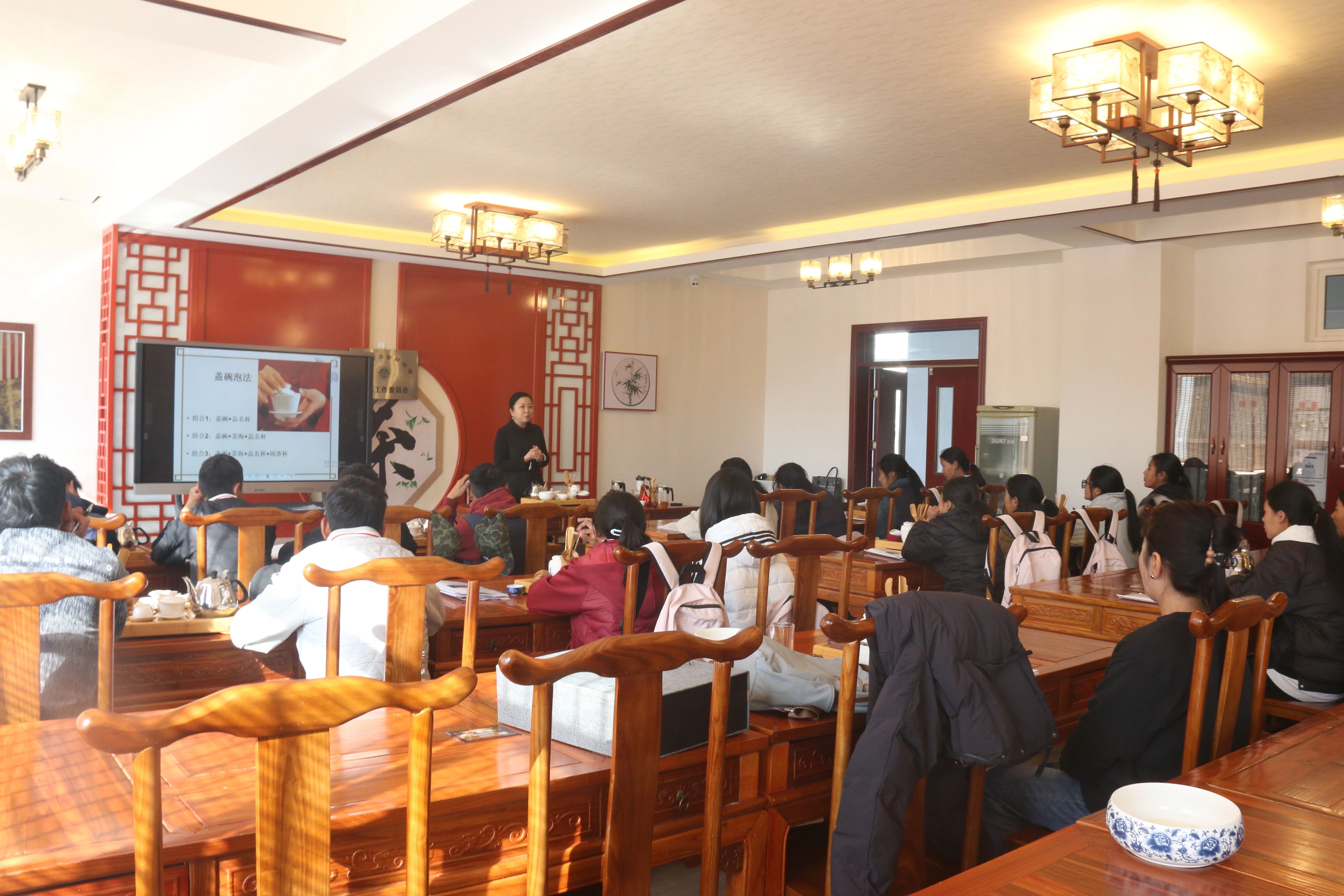 1761893892874801.jpg 4.jpg