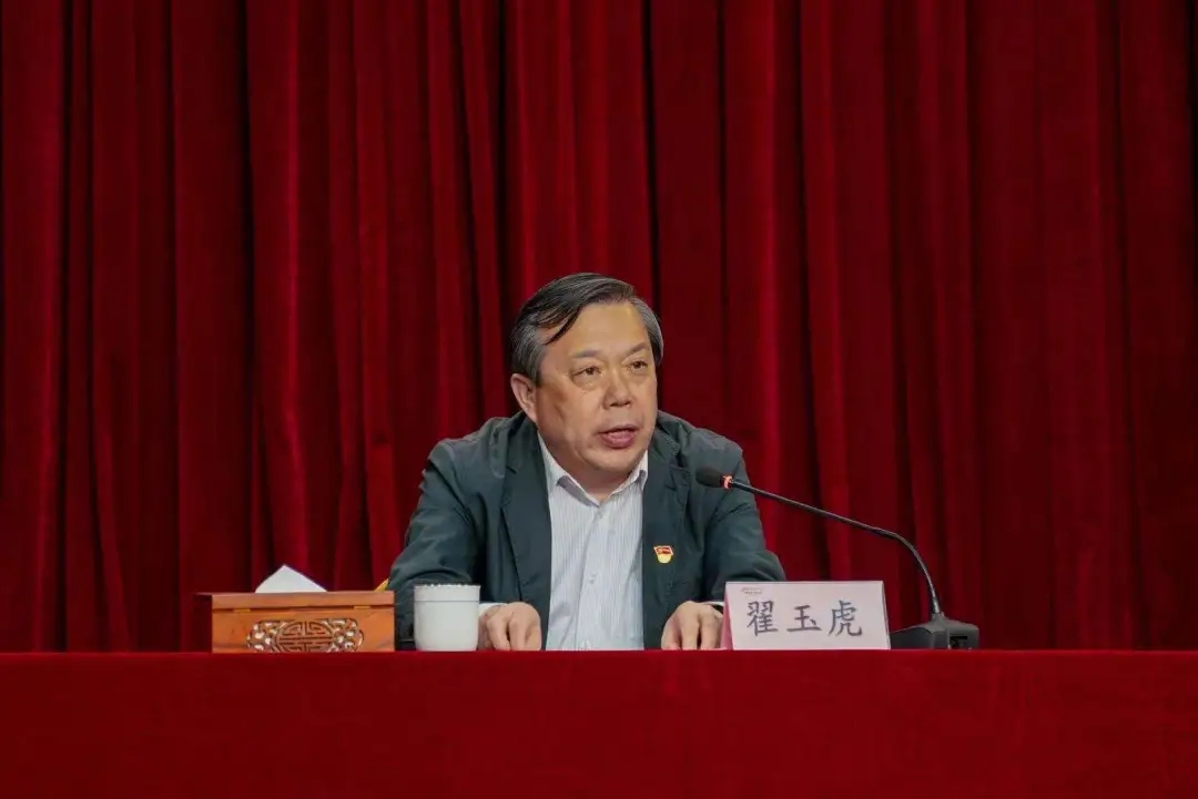 河北省文化和旅游厅党组副书记,副厅长,一级巡视员翟玉虎就开展好党史